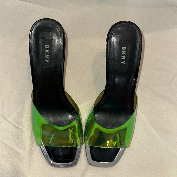 DKNY Open Toe Pump Heel Sandal - Picture 2 of 4